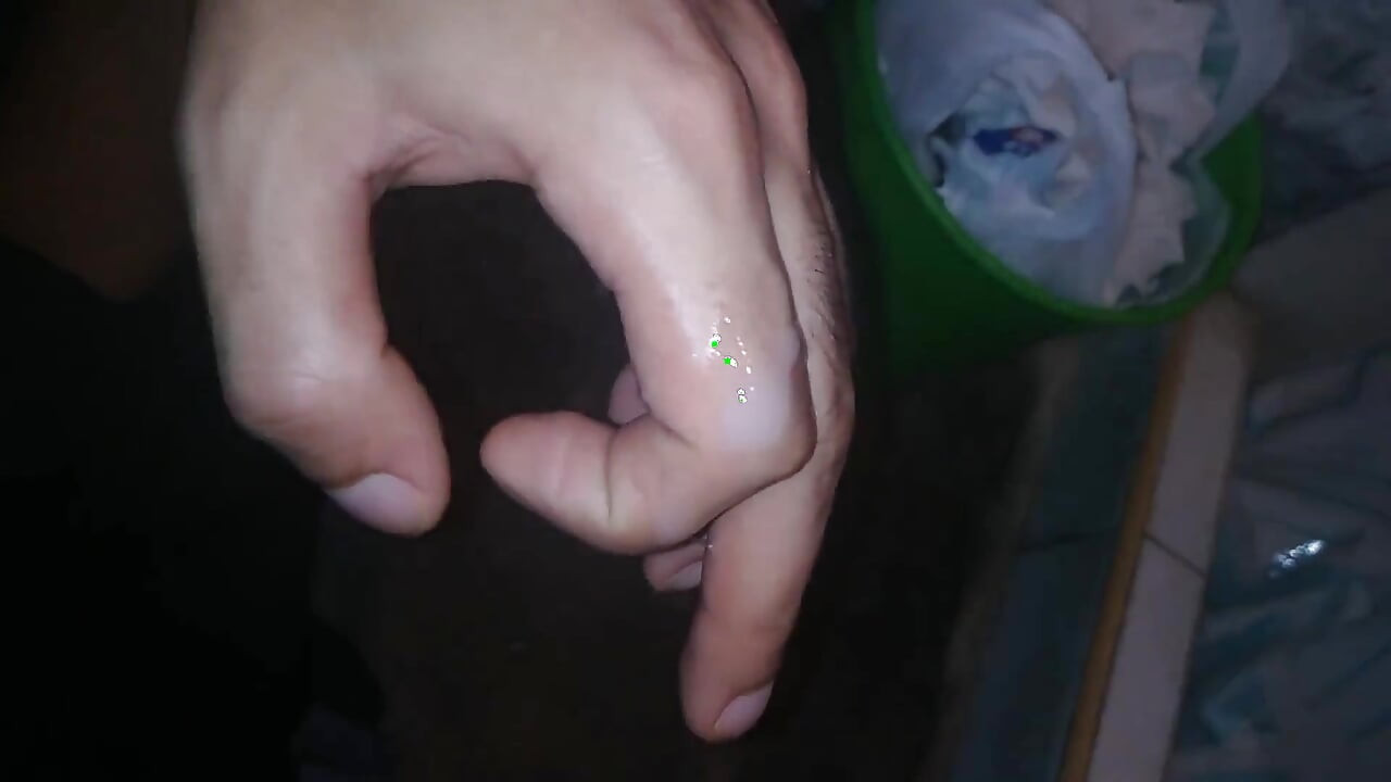 Am spermă în mână