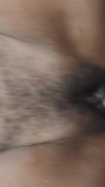 Must-see okamžik od "Sexy hubená švagrová tvrdě od jejího švagra v soukromém pokoji"