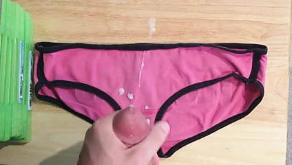 Pembe külot boşalması 04