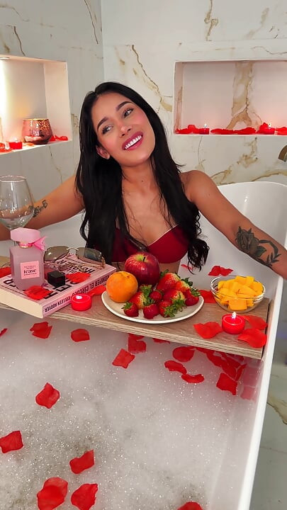 Come with Me to Have Sex on Valentine's Day!