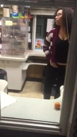 lightskin fat ass