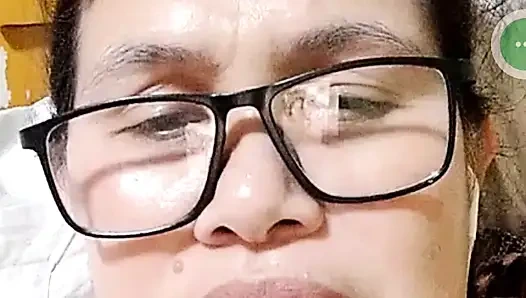 Di sini kita lagi sebagai LDR tahu seks panggilan video terbaik untuk bercinta