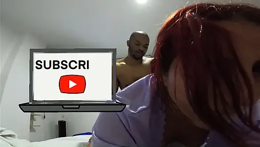 Промокший пот твоей горячей подруги сзади и вставляя ее в раком, громкие стоны, шлепанье этой сучки по попке - Jhodez1