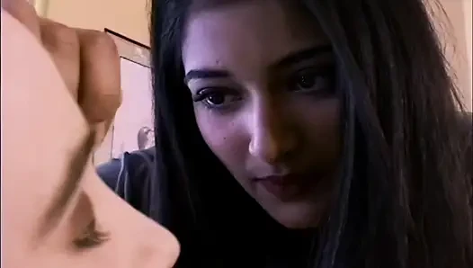 Vintage - nadia nauty si gadis hot dengan memek berbulu lagi asik jilat memek berbulu