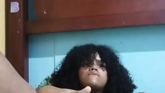 Индийская неверная жена снимает себя на видео для ее любовника