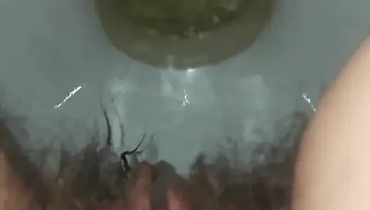 Tüylü Koltuk Altlarını Sergilemek