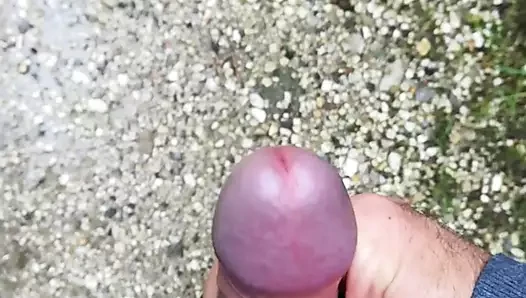 cumshot43. açık havada başka bir cum..