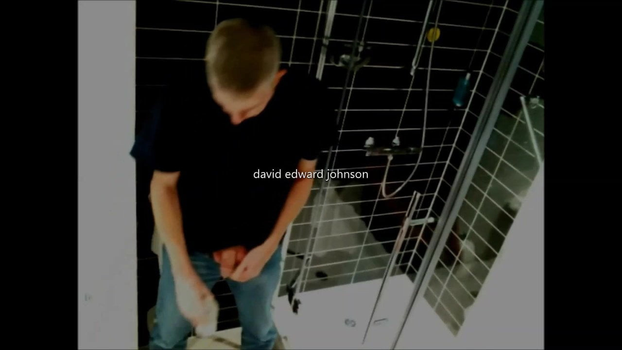 Davidedwardjohnsonの放尿ビデオ01