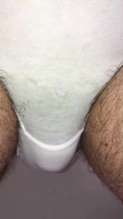汚いパンティーおしっこ