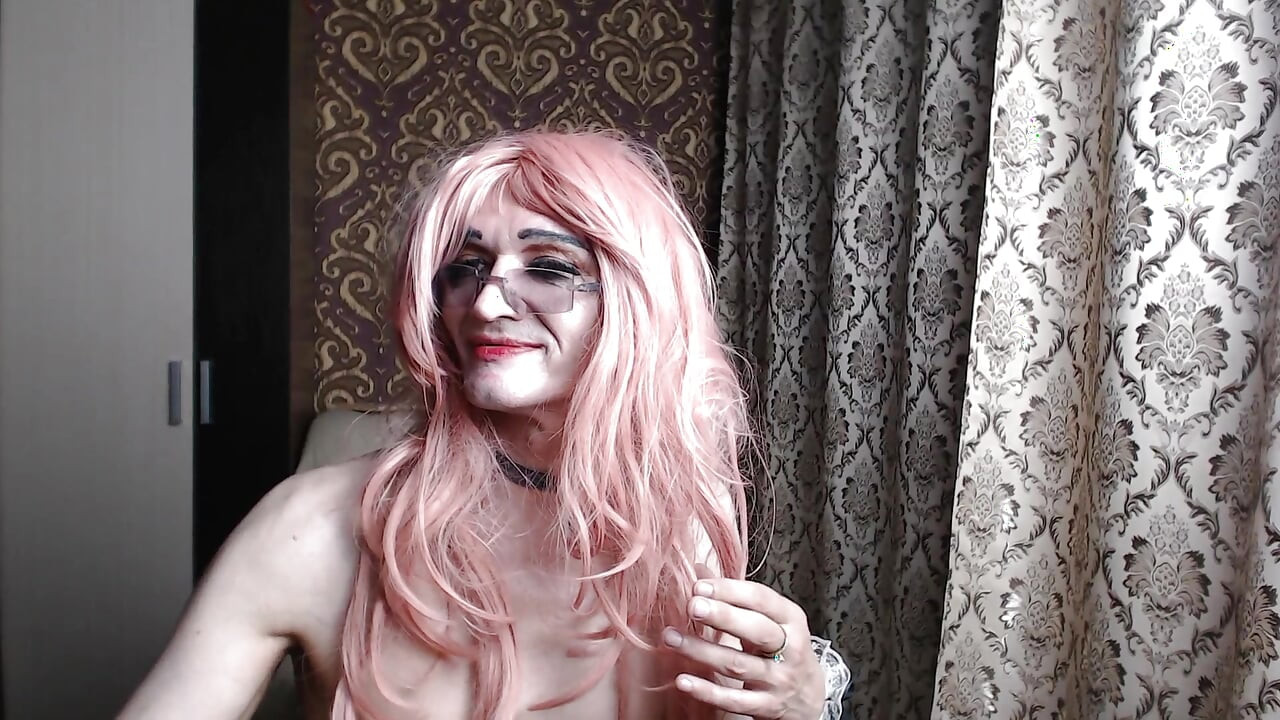 Warte Natasha, Ich Habe Eine Bestellung.