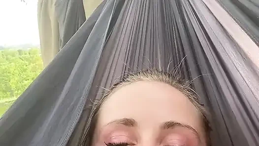 Трансляция началась