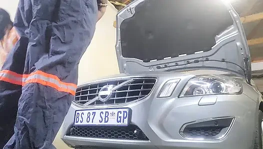 Could Nt Pay the Mechanic so I Offered Him Some Pussy