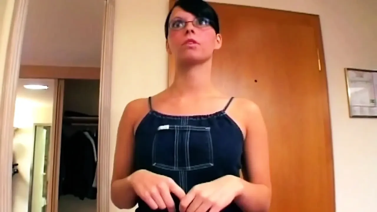 Gaping Wet Pussy Stretched Wide by Fingers