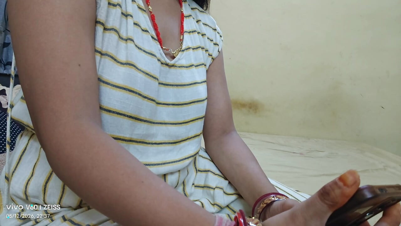 Bhabhi ko video call mai sex karte hua devar ne dekha and choda