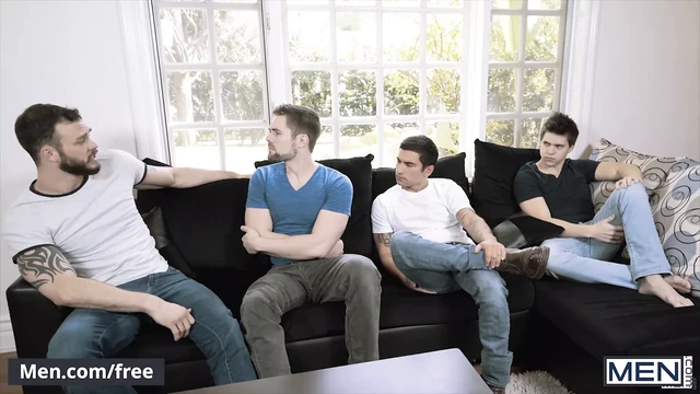 Vadim Black Cliff Jensen - Polyamor-Ass Part 1 - Men.com