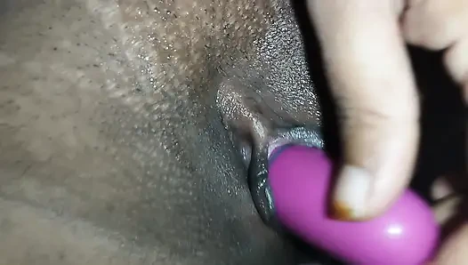 Bangladesi Vabi zeigt muschi Fingring und Fuk sextoy