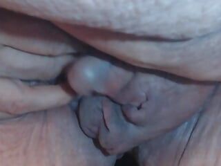Stiefschweder lilly liebt es, meinen kleinen schwanz und ihre zunge in meinen arsch zu lutschen