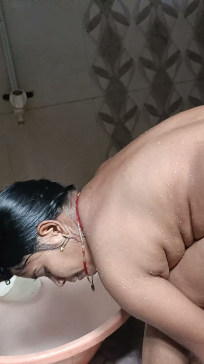 Full Sexy Nanggi Bathi Hai Bhabhi | Απόσπασμα 2