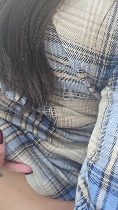 Un couple amateur 100 % réel baise au restaurant en journée !