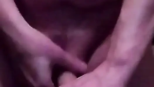 Sahibe emiyor ve döl yutuyor