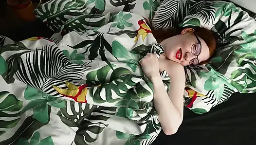 Redhead beauty has orgasm with massage wand