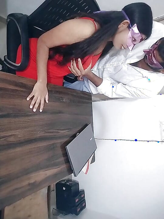 Hindi aavaj me sex mere nokar ke sath