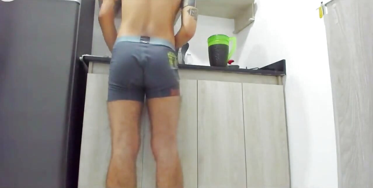 This Horny Handsome Colombian Man Is in the Kitchen
