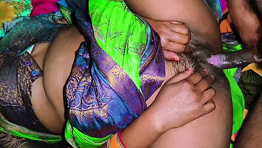 Suman bhabhi ke chut me devar ne lund ragad ke chut se pani nikal diya.new married wife ko bhaiya ne chod ke pregnant kar diya.hindi viral