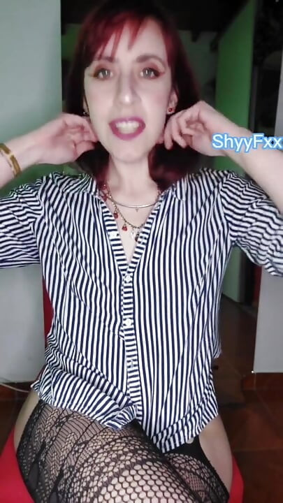Shyyfxx Tvoj Šef Te Nagrađuje Za Tvoj Performans JOI Roleplay Završi U Premium