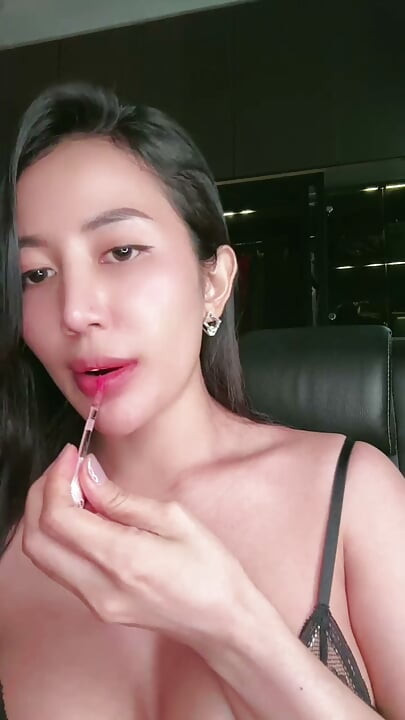 วิดีโอคอลสาวอินโดนีเซียเงี่ยน คอลเซ็กส์มาเลเซีย นั่งเขี่ยหี