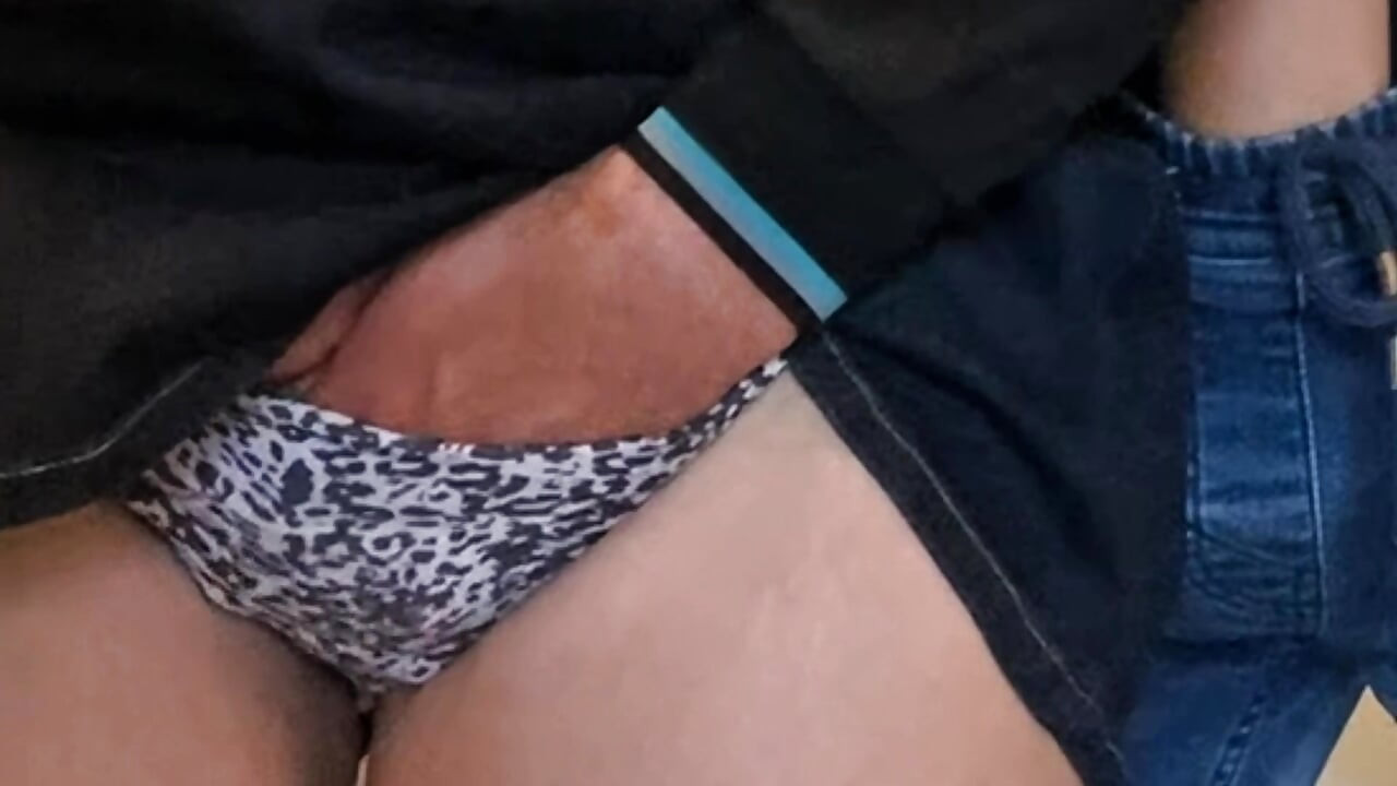 I Let A Stranger To Finger My Pussy In The Subway