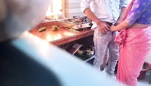 Kamwali yenge şirketinin müdürü tarafından terk edildi