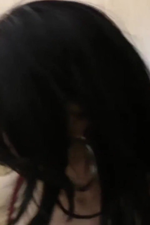 Dễ thương tóc nâu MILF (má mì quyến rũ) được đít fucked bởi hai vòi nước lớn từ BBC