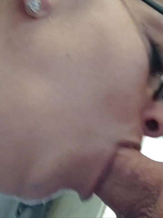 Milf Bitch Eva Blowjob