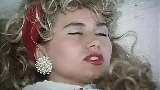 Внутри Порнофильма 90-х