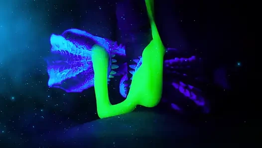 NIE DAGESICHTIGES SEXRITUAL AUS EINER ANDEREN DIMENSION! DINOSAURIER LECKEN SCHWANZ UND BRINGEN IHN ZUM KOMMEN!