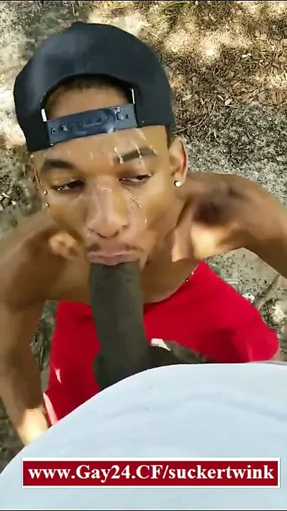 Gay likes to suck BBC on a gay beach