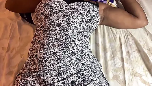 Afrikanisches teen wird gefickt, ohne höschen zu tragen