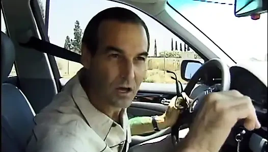 Büyük memeli kızıl saçlı amcık yalıyor sikişiyor ve parmaklıyor