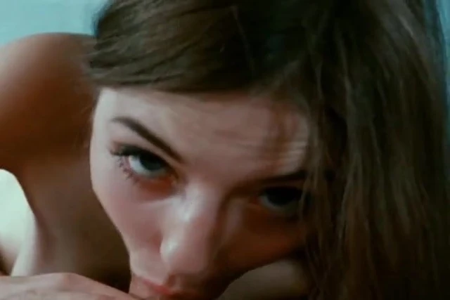 Massive Attack - Bak-She Comes