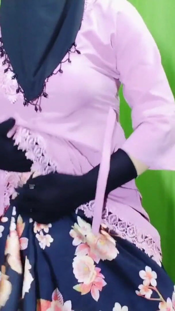 Nervenkitzel-moment von "Indischer Hijabi muslim braut ficken - Klares hindi schmutziges Audio"
