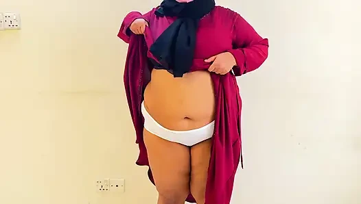 Fucking a Beautiful Stepaunty in Saudi Arabia - Multiple Cum