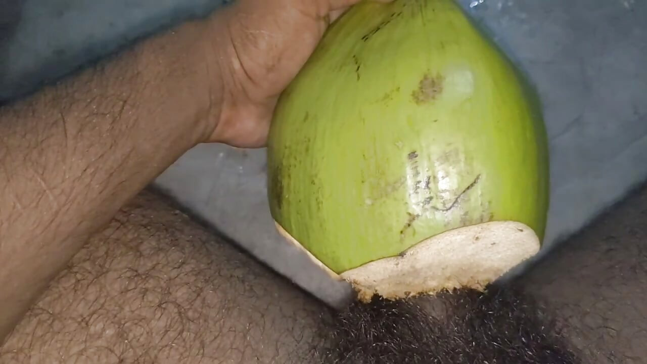 Nariyal ki desi chudai