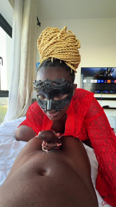 Ebony with a Huge Ass Riding and Taking Rough Strokes