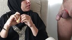 Geile algerische cuckold-ehefrau aus Marseille