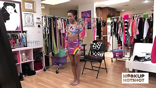 Bts - güzel Kira Noir götünü Bryan Gozzling'e azdırıyor!