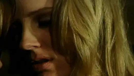 Beautiful Classic Dolls Having Lesbo Fun in the Backseat of a Cab