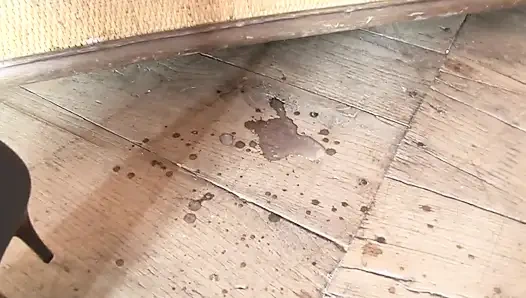 Amatör yaramaz yaşlı Fransız genç erkek avcısı fahişe büyük bir genç yarağı götten sikiyor ve sikiyor