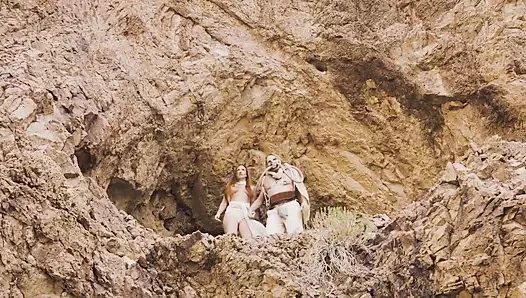 Si cewek nakal rambut merah furiosa (madi collins) ngentot sama alison rey sampai muncrat - parodi cosplay bokep furiosa