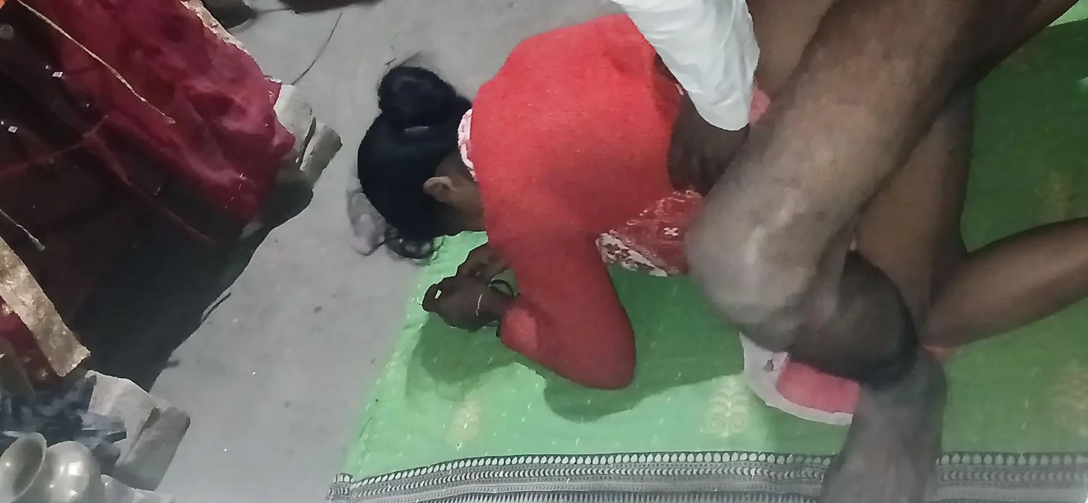 Desi Village Bhabhi Ko Doggy Style Mein Jamkar Choda – Tight Chut Faad Di Hindi Audio